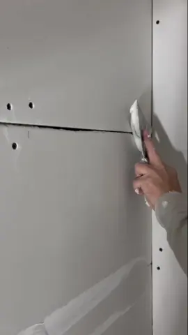 drywall putty puttying idea 😍😱#viewsproblem #2million #views #videoviral #forupage 