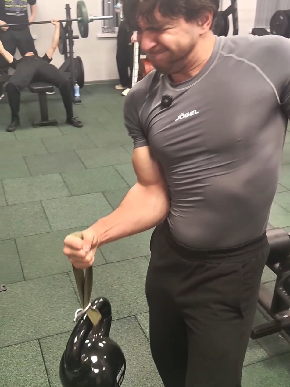 28 КГ подготовка план Б #цель #armwrestling #armwrestlingworkout #arm #рекомендации #армрестлинг #реки #sports 