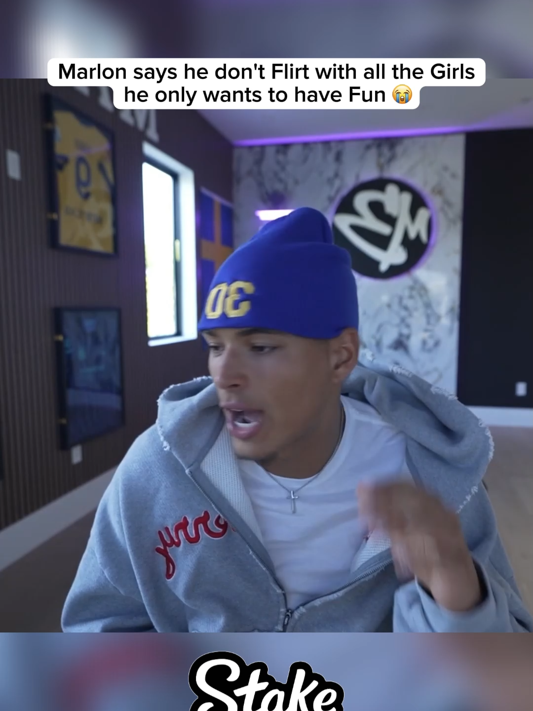 Marlon says he don't flirt with all the Girls but he just talks normaly 😭❤ #marlon #fyp #fazeclan #twitchclips