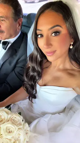 a moment for the father of the bride🖤🤵🏻‍♂️ #fyp #wedding #weddingday #fatherofthebride #wedding 