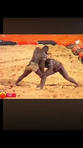 Combat cris Bordeaux vs Eumeu sene 