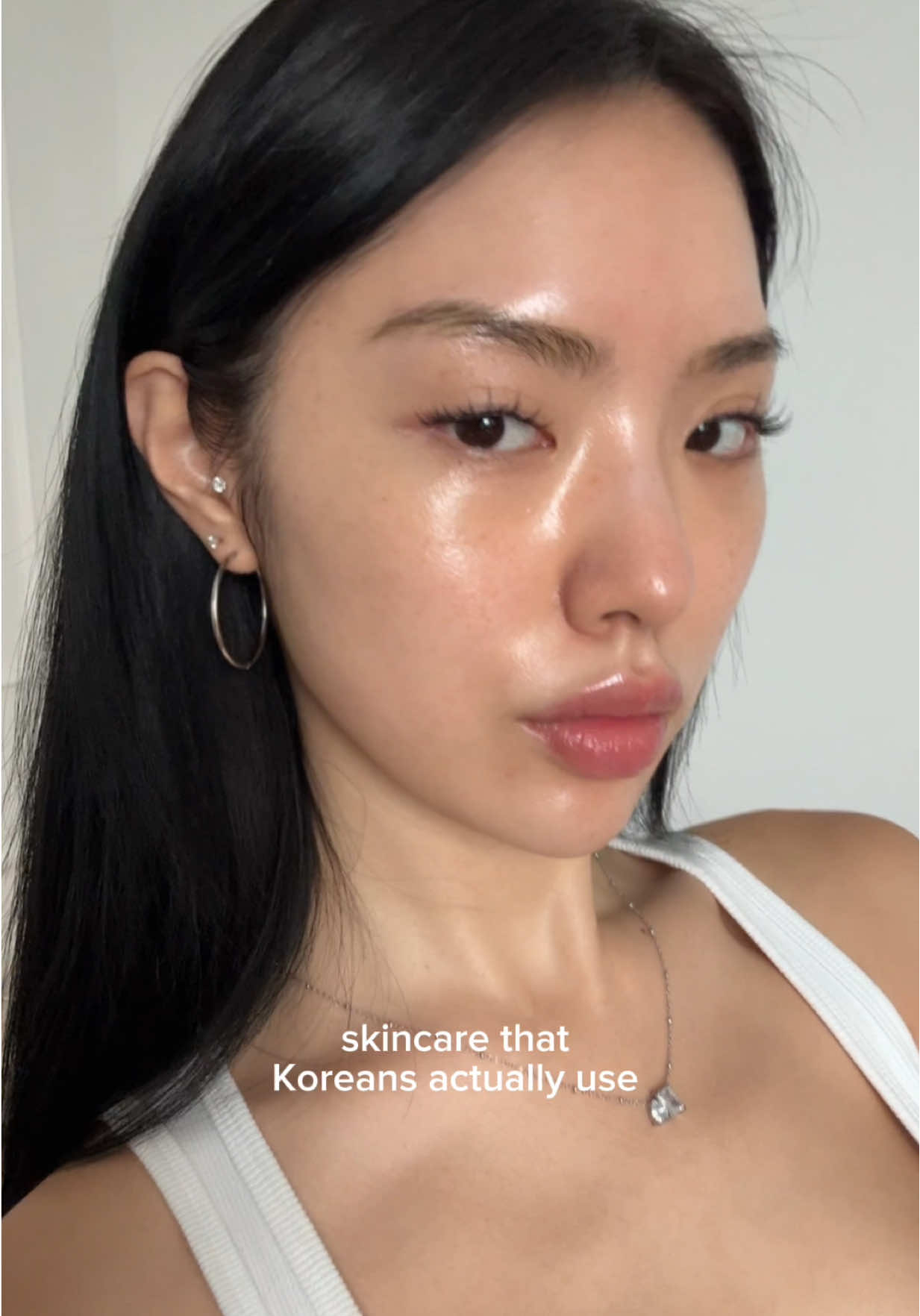Koreans LOVE this @TORRIDEN US dive-in serum and for good reason - like letting your skin drink water! #Torriden #kbeauty #hyaluronicacid #hydratingserum #amazon 