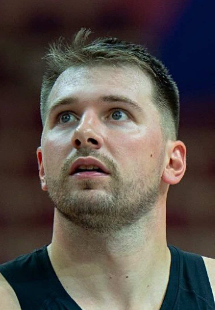 LUKA loves bumping Brit pre-game 🎶  #lukadoncic#doncic#oopsididitagain#nbaedits#mavericks 