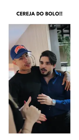 Quando o estético é a cereja do bolo, cada detalhe conta! 🍰 Confira os cortes incríveis do @dr.lucasluquettioficial e descubra como realçar sua beleza! ✨