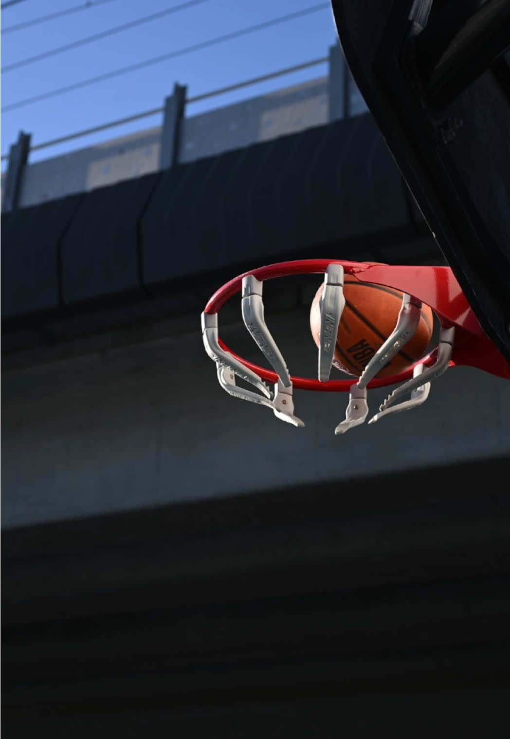 New basketball net 