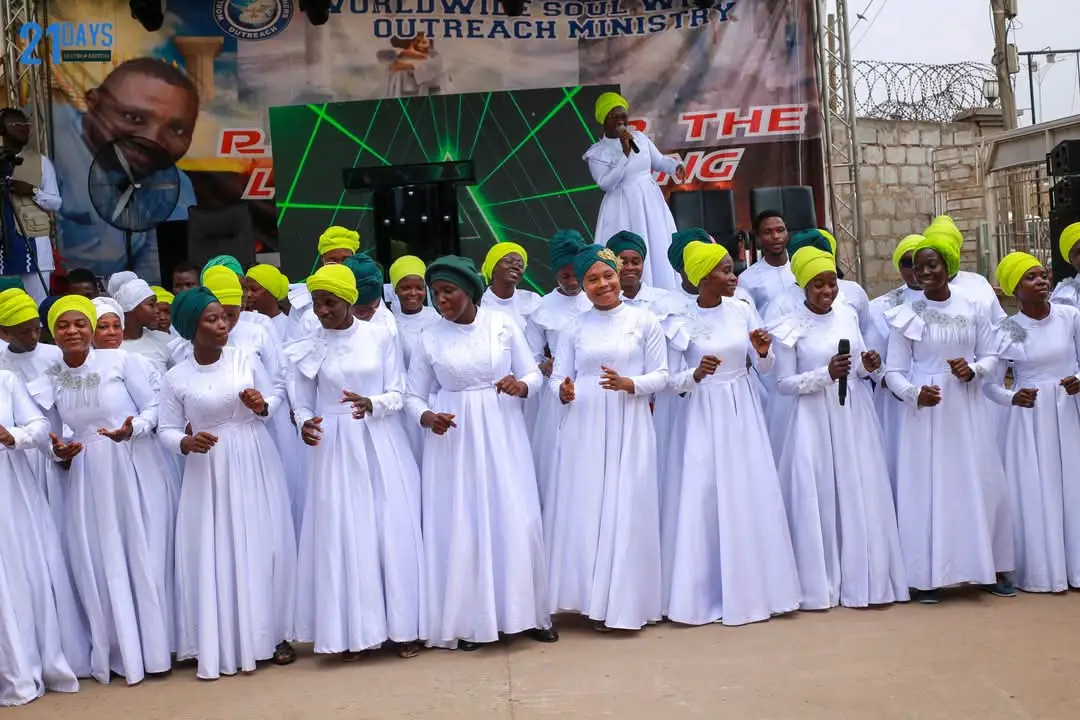 we are World wide soul winners outreach ministry.Unity choir in our modesty dresses.❤️❤️❤️👍