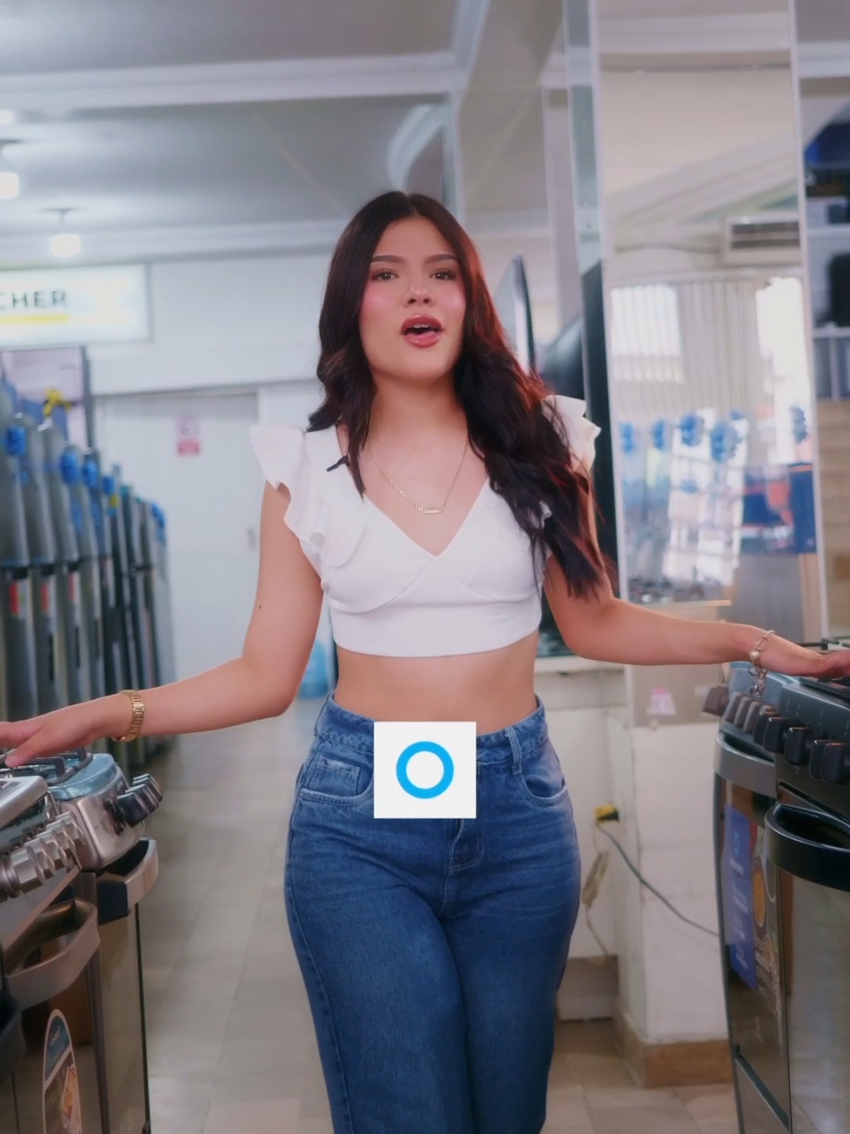 LEO SUS COMENTARIOS ⚠️ Les comparto un poco del trabajo que dice para una tienda de electrodomésticos.  Es un trabajo humilde pero honesto 😅 #filmmaking  #videopublicitario #ProduccionAudiovisual#ChicaSimpatica #lagoagrio_ecuador🇪🇨 