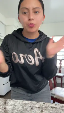 Sere la única que se pone feliz cuando no cocina 😂? #esviernes #itsfriday #findesemana #cleanuptime #limpiando #limpiandolacocina 