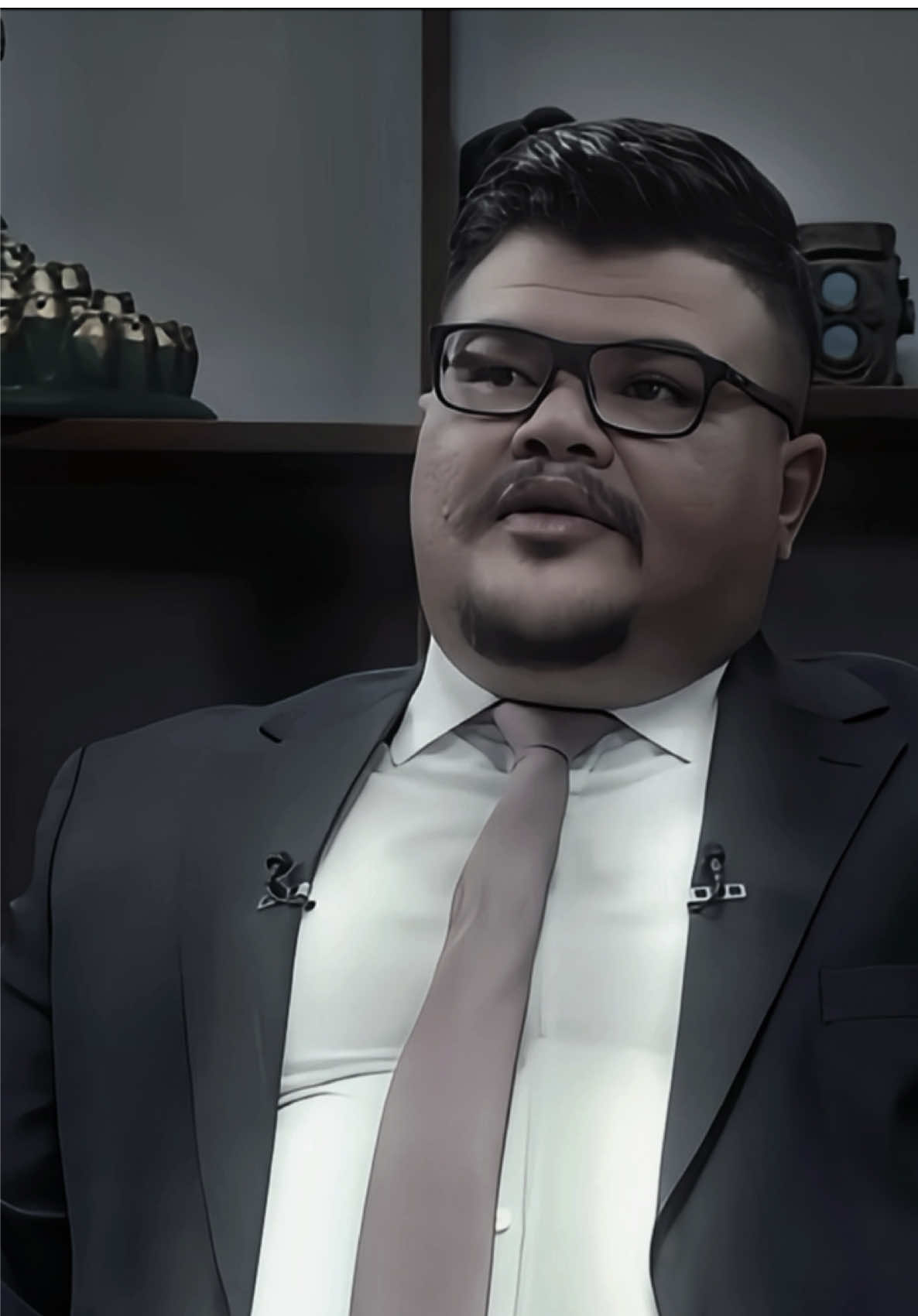 الشاعر مهند العزاوي 💔