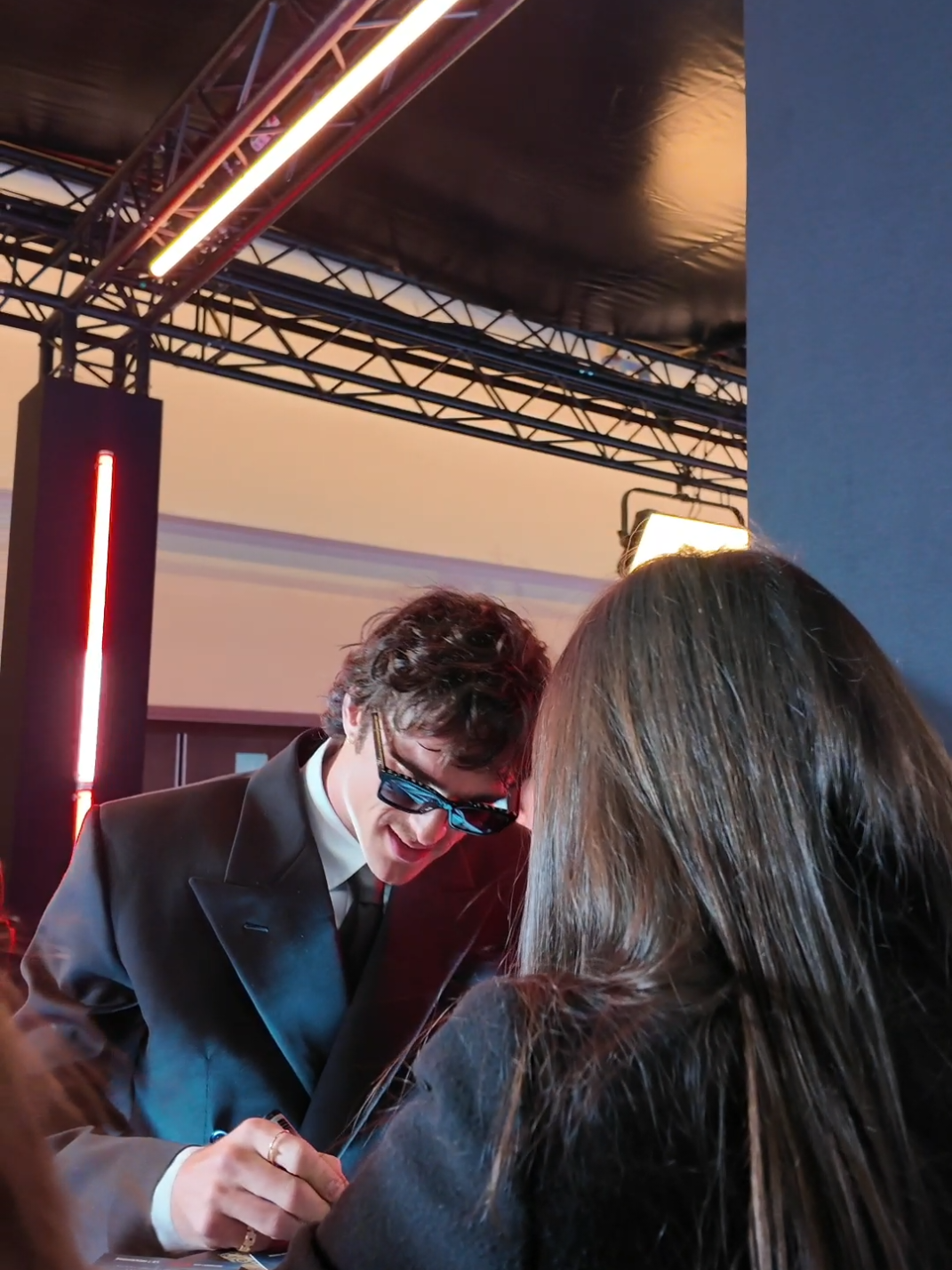 JACOB ELORDI SVPPPPP 🥹🥹🥹❤️ Merci @NetflixFR @Le Grand Rex pour cette avant-première de qualité 👏🏻 #frankenstein #jacobelordi #netflix 