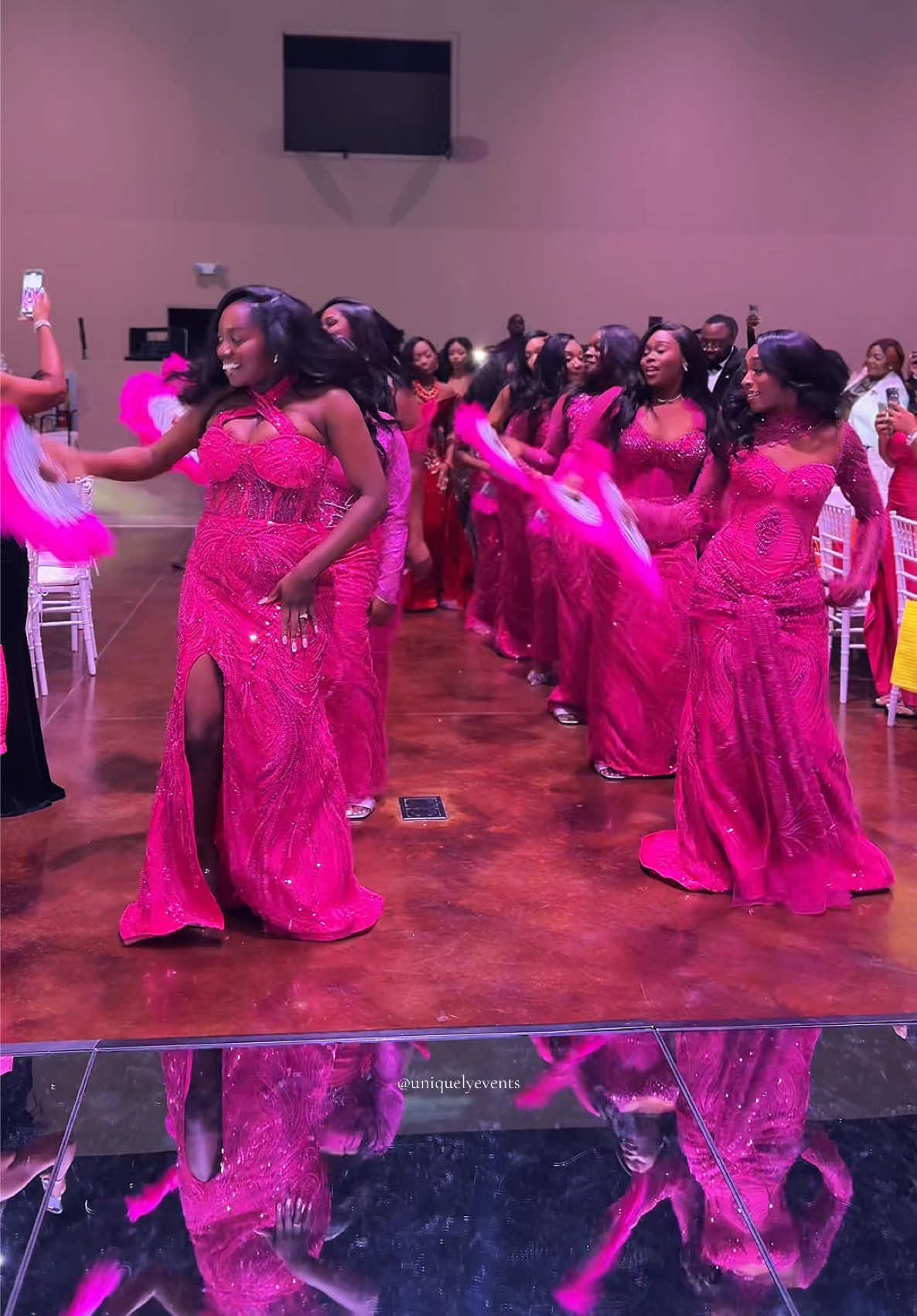 ADA 😍🔥 Adaeze & Wil 💍 #BetontheBenards #AdaWillyLoveAffair Bride @adawilly_ Groom @willyb_245 Photo and Video @tfash_images Content creator @_uniquelyevents #luxurywedding #luxuryweddings #bellanaijaweddings @BellaNaija Weddings @NigerianweddingsUSA @Nigerian Wedding  