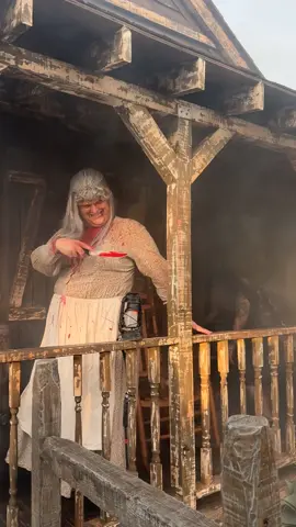 She wants to scare him #fyp 