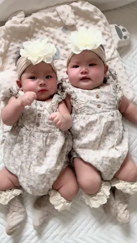 Baby đáng iu #lina #lisa #ilovetiktok 