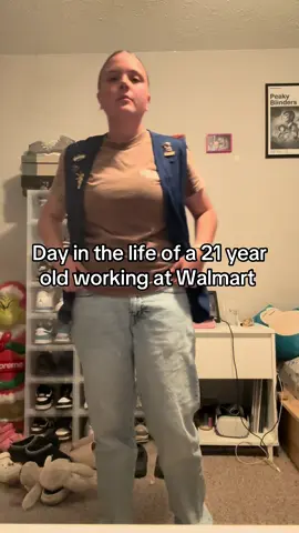 Another day at Walmart #dayinmylife #aesthetic #fyp #walmart  #creatorsearchinsights 