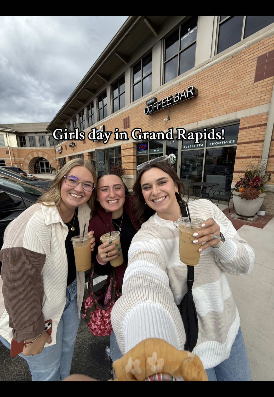 The best girls day ever!! @Katie @norah gregersen #girlsday#fallgirlsday #fun#grandrapids#heyitslynneaa 