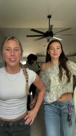 @lie la 🌸 @Markeezy 