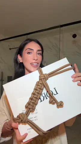 @LORE perfume unboxing!! #perfumetiktok #perfumetok #nichefragrance #perfumecollection #perfumereview 