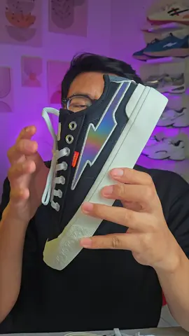 Sepatu Sneakers Lokal Menyala Reflective dari brand Xternal series Mittern Storm