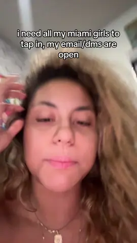 this also goes for anything to do with production work im constantly looking for PAs interns photographers videographers PLEASEEE comment 