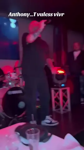 T vuless vivr #pepe #anthony #serata #videoviral #andiamomoneiperteee 