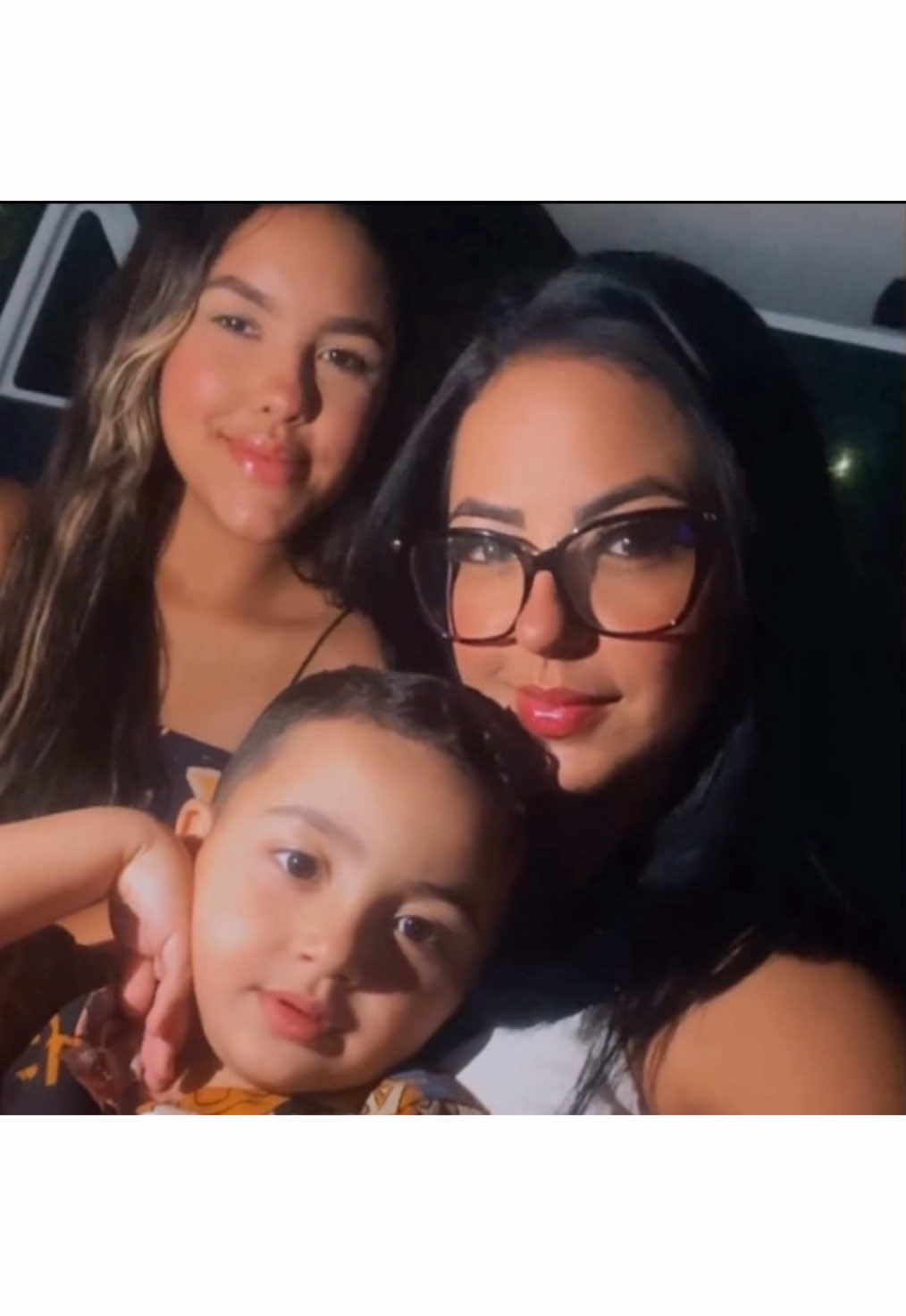 Mãe e filhos no passinho do jamal #passinhodojamal 