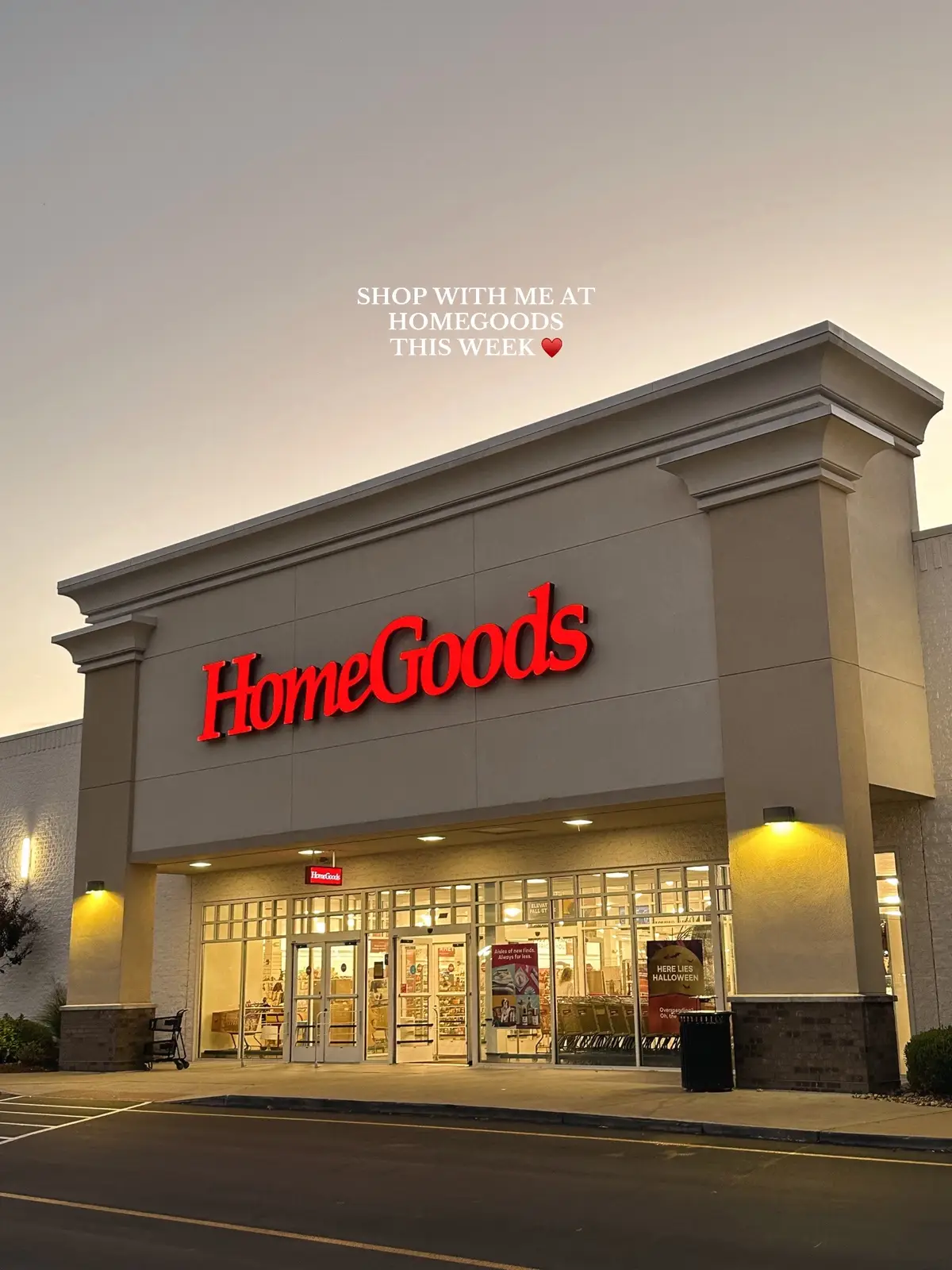 Come shop with me @HomeGoods this week, I am just obsessed with all the Christmas decor but I was so overwhelmed so I just didn’t buy anything 🤪🤣 #homegoods #homegoodsfinds #homegoodshaul #homegoodsthings #homegoodschristmas 