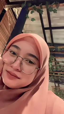 permisi numpang lewat🤣 #fypage #xybca #fypシ゚ 