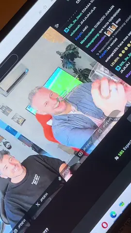 @PAPUCHO siendo papucho 😂