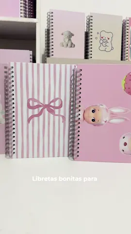 Libretas personalizadas en tiempo récord, recuerda que puedes adquirir la tuya en Instagram. 📓💌 #libretas #papeleria #papeleriabonita #emprendimiento #oaxaca