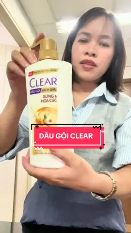 Dầu gội sạch gàu và mềm tóc Clear Gừng Hoa Cúc  #huonggg #clear #cleargunghoacuc #daugoithaoduoc #hoptaccungunilever 