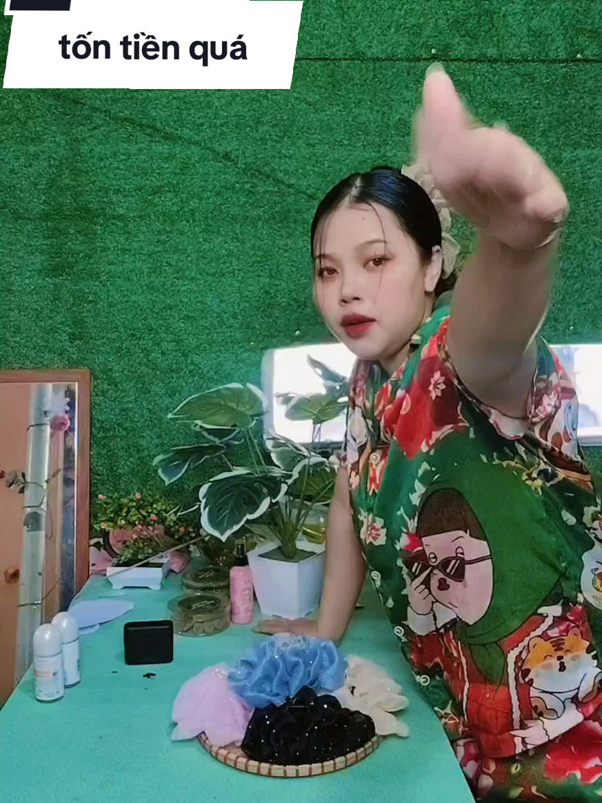 kẹp tóc bồng bềnh đính đá  @Huyền Không Rảnh 🫛  @Huyền Không Rảnh 🫛  @Huyền Không Rảnh 🫛 