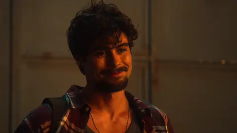 Eu nunca chorei tanto na minha vida assistindo um cachorro levado #caramelo #cachorrocaramelo #caramelonetflix #rafaelvitti #netflixbrasil @Netflix Brasil 