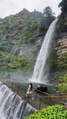 #sursingwaterfall🌊 #waterfall #helambu #jharna #sindhupalchok_muser sursing jharna