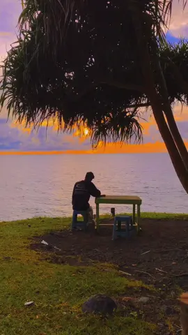 Info kata2 dolo guru🙏😄 #fyp #timurpride🔥 #beachvibes🌊🌴🌞 #sunsetvibes @rdgh__ @amigdala 
