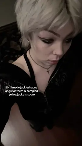 i’m gonna make sooooo many edits of them it’s crazy #jackieshauna #yellowjackets #emoo #music #graymatter 