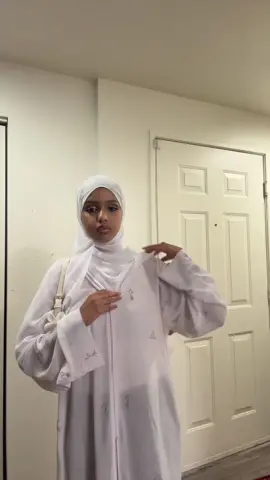 Ignore the diff shades of white ya’ll🤍#somalitiktok #fyp #OOTD #white 