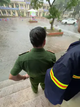 ông trời không ủng hộ các chú roii 🥹#phongchaychuachay🚒 