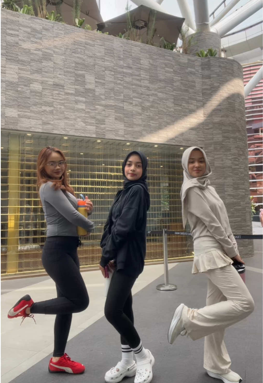 #outfitcheck after yoga 🧘🏻‍♀️ 