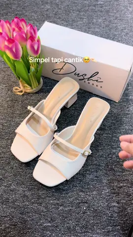 Yg suka simpel tapi cakep sini ngumpul deh😍😍 ini cantiiii bangettt#rekomendasiheels #heelscantik #heelselegant #heelssimple #heelsdaily 