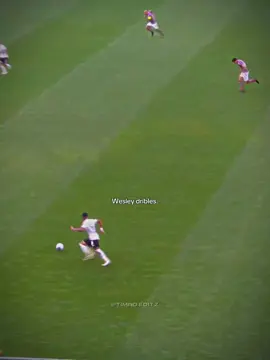 Quando o Wesley humilhava o Adversário 😮‍💨🔥 #wesley #corinthians #dribles #futebolbrasileiro 