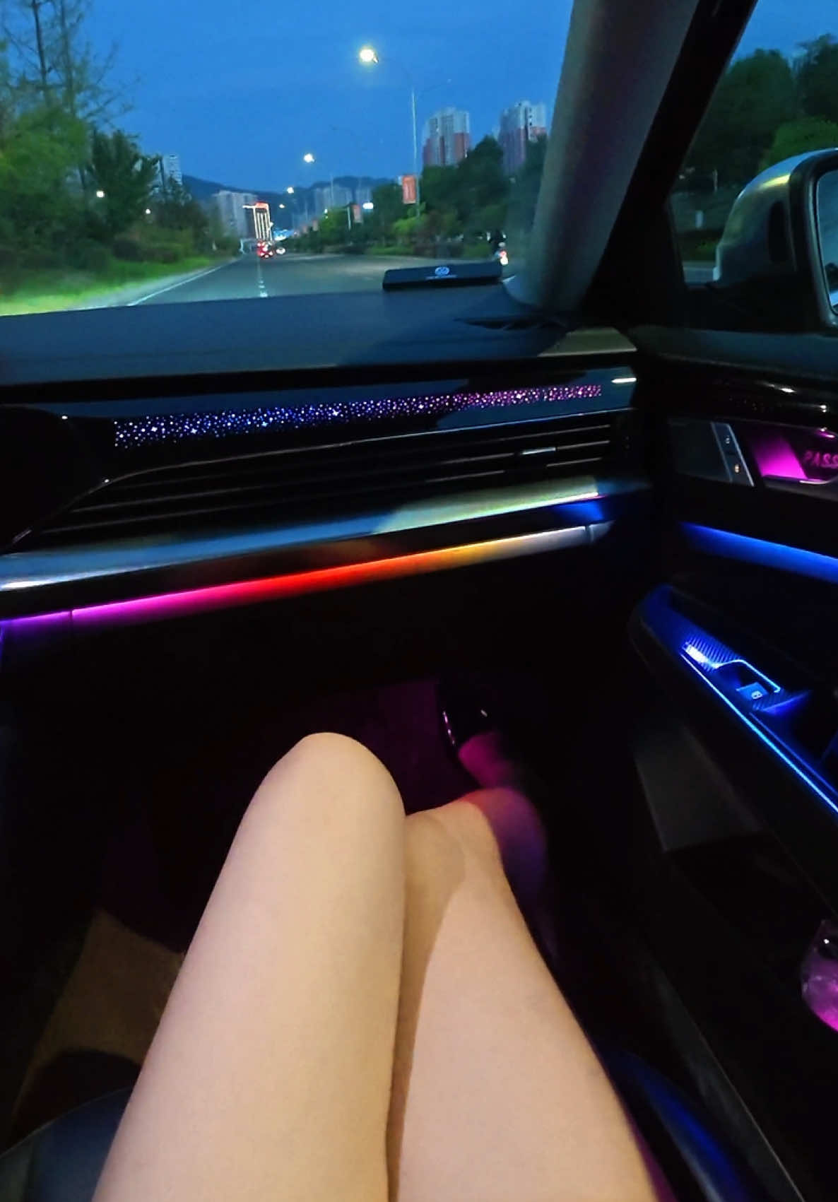 Một đêm say #sieuxe #sieuxevietnam #phukienxehoi #mescerdes #maybach 