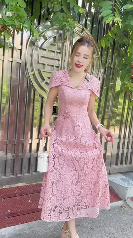 Màu xinh quá ạ #xuongmaykienthuy #xuhuong #thoitrangnu #damditiec #damcongso 