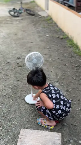 Cordless table fan , na kahit saan mo bitbitin ay pwdeng pwde !!! #tablefan #jisulifetablefan #portable  #mommykhaye