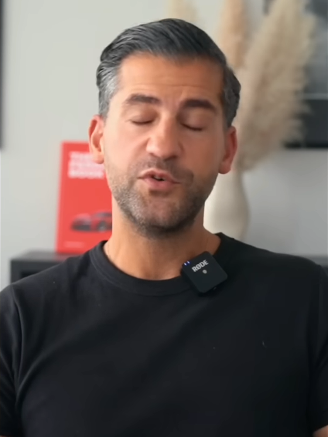 Koss_ Minimalistischer Urban-Style für moderne Männer #männermode #stylingtipps #fashionguide #männerfashion #modebasics #onlineshopping