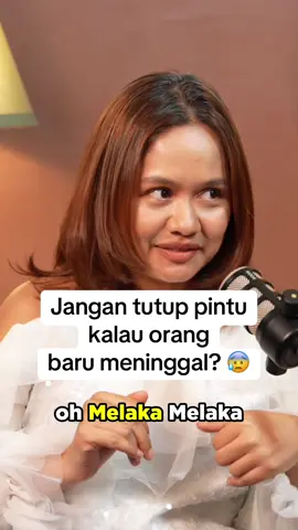Betul ke saka ni hanya kacau orang luar je? Tak kacau family langsung? 🫠 #liyanajasmay #sembangseram #podcast #horrorstory #kisahseram 