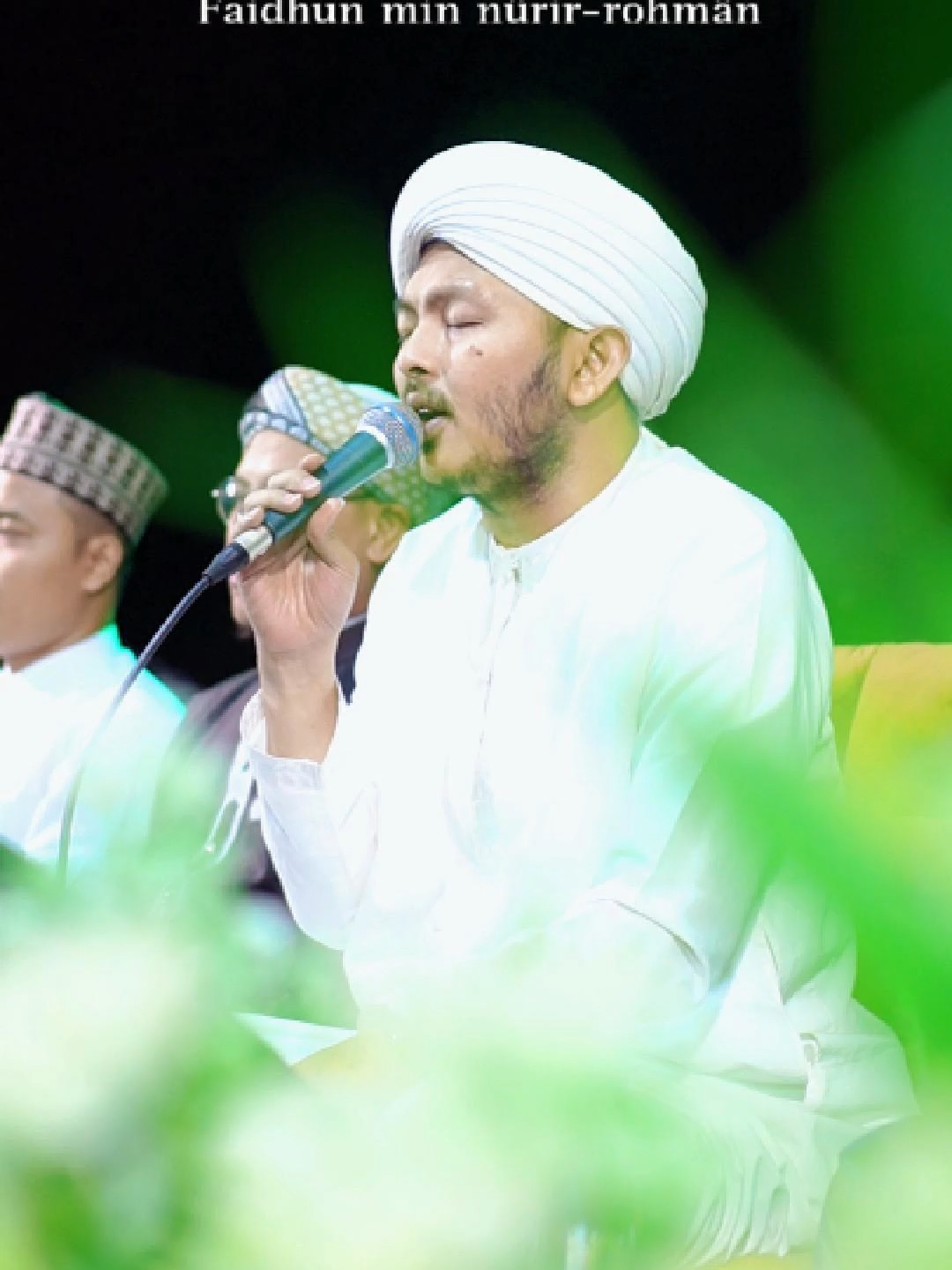 Maulidu Ahmad Majelis attaufiq  Gus khoiron zaini #pondokpesantrenattaufiq #MajelisAttaufiq #IstiqomahMeraihSyafaat #AttaufiqCenter #GusKhoironZaini #pondokpesantren #pesantrenattaufiq #santriattaufiq @pemudabersholawatattaufiq @pondokpesantren.attaufiq @guskhoironofficial