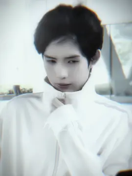 Hồi ở nước ngoài là bùng nổ visual luôn he #DillanHoangPhan #anhtraisayhimua2 #xh 