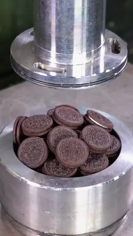Satisfying and relaxing, see these and others on @HPC Official !!                                                                           #asmrsounds #asmrvideo #satisfyingvideos #asmrtiktoks #satisfying 