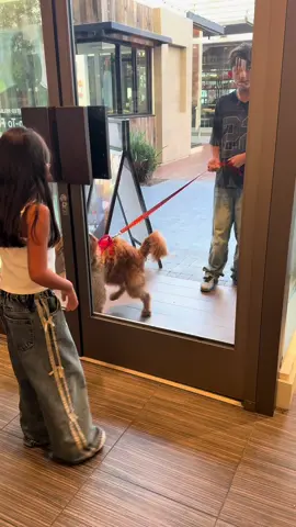 Spotted : mom shopping 🛍️ 