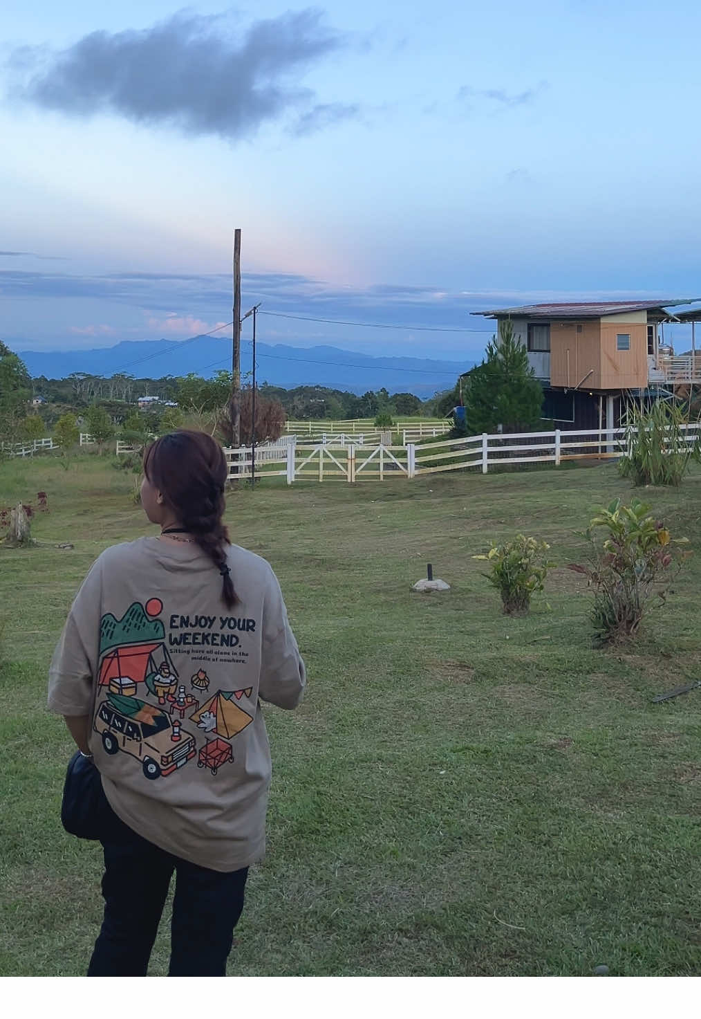 Look at my shirt 👀 ENJOY YOUR WEEKEND Y’ALL!  ⛰️ 